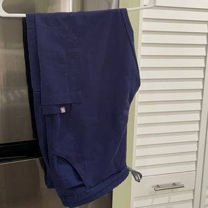Figs Yola scrub pants sz M Navy